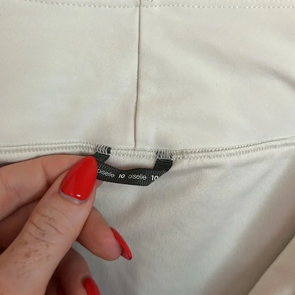 Oiselle Roga Coco Tiger Shorts - Picture 4 of 4